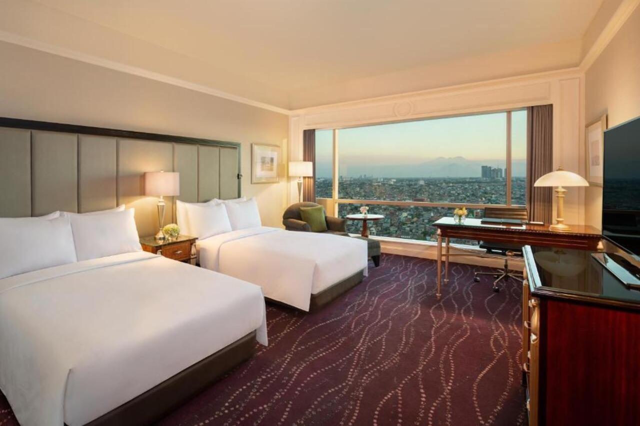 Jw Marriott Hotel Surabaya Exterior foto